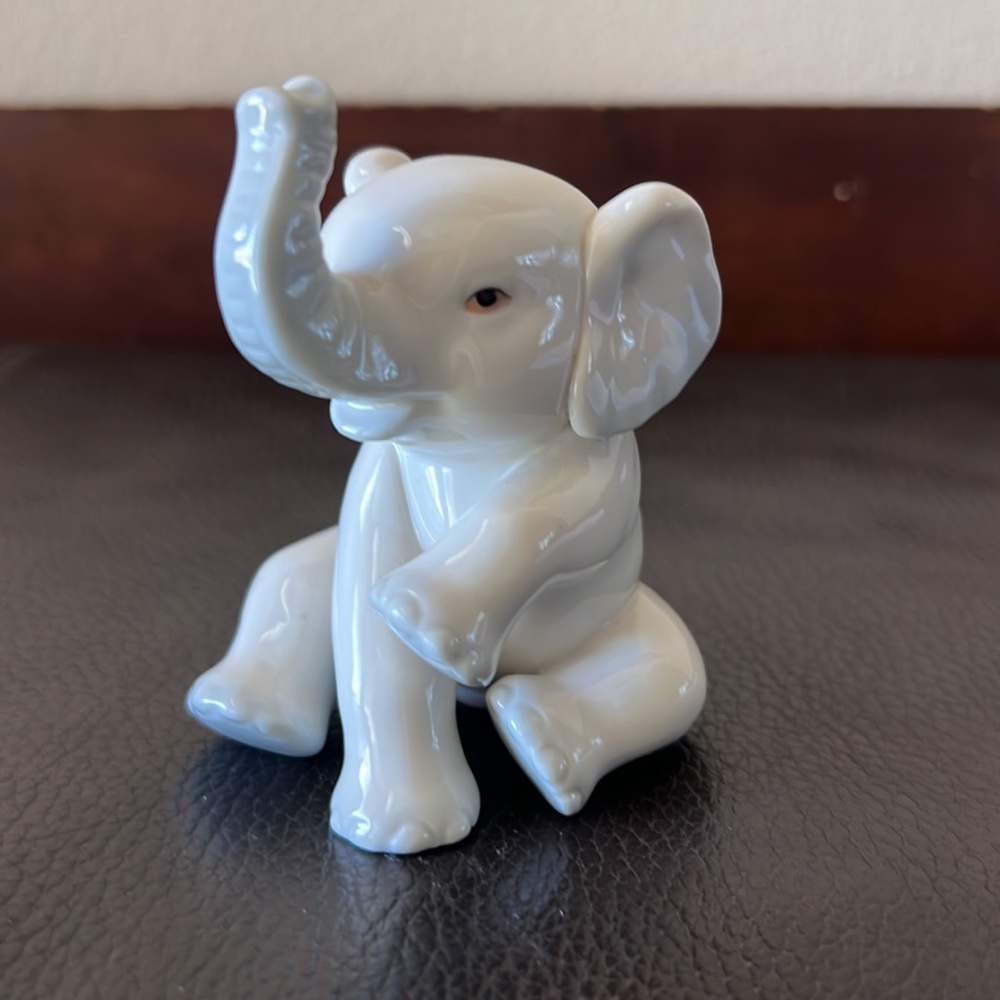 Vintage Baby Elephant Porcelain Figurine w/Gray Accents on Trunk & Ears
